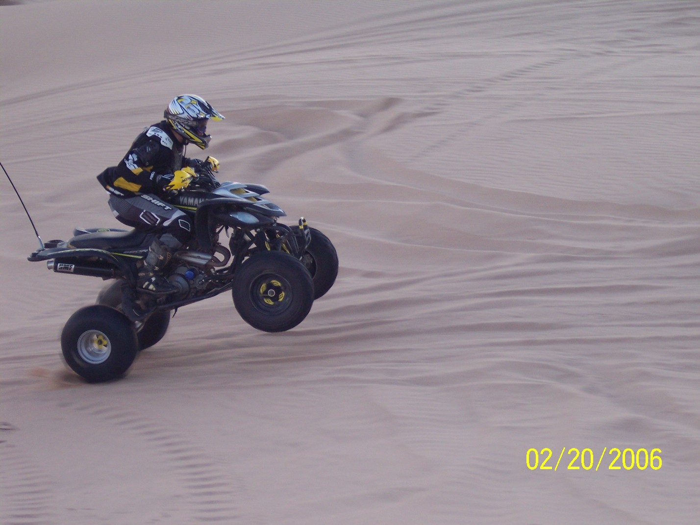 karlwheelie4b.jpg